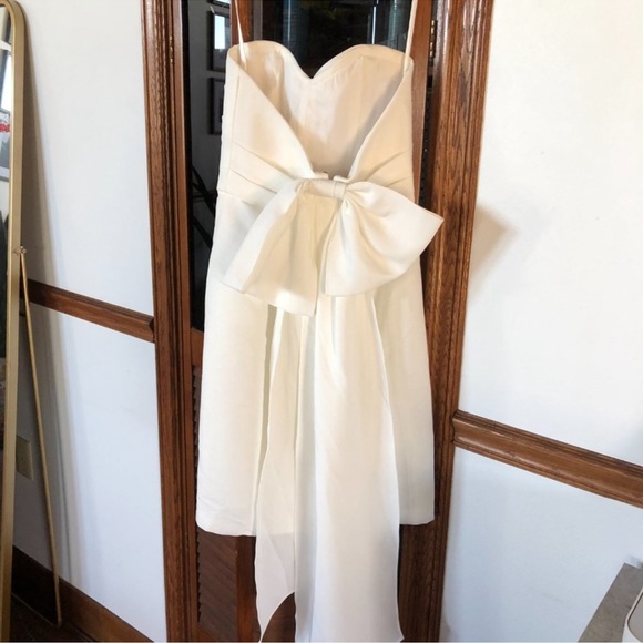 AMSALE bow back strapless bridal dress FINAL PRICE NO OFFERS - Picture 9 of 11